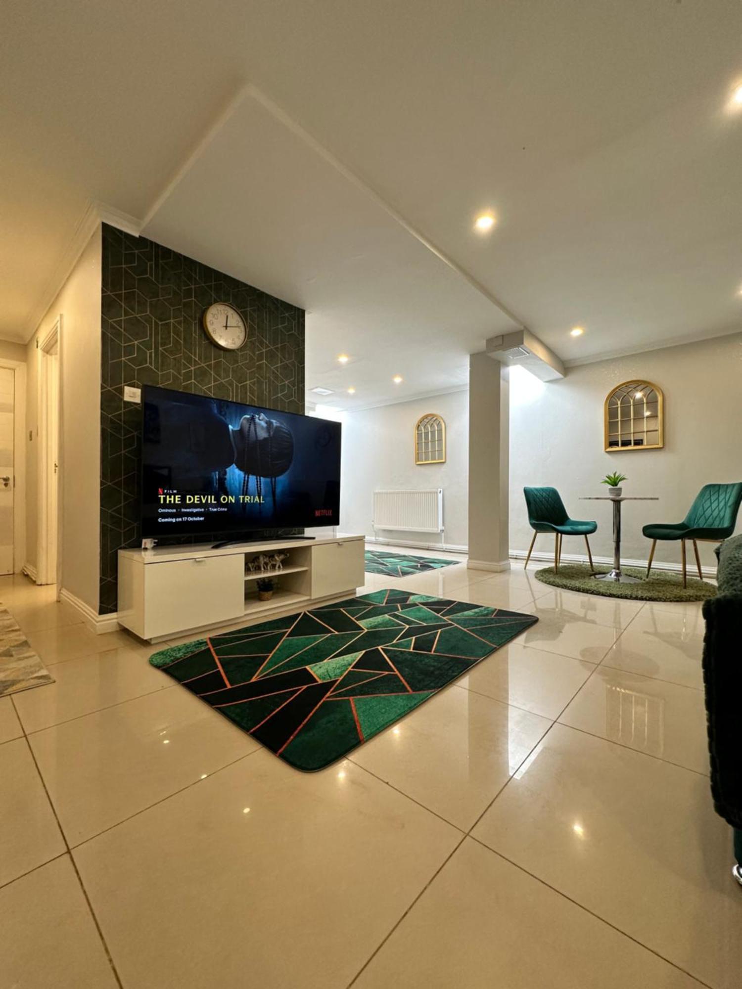 Luxury Studio Apartment Harrow on the Hill Ngoại thất bức ảnh
