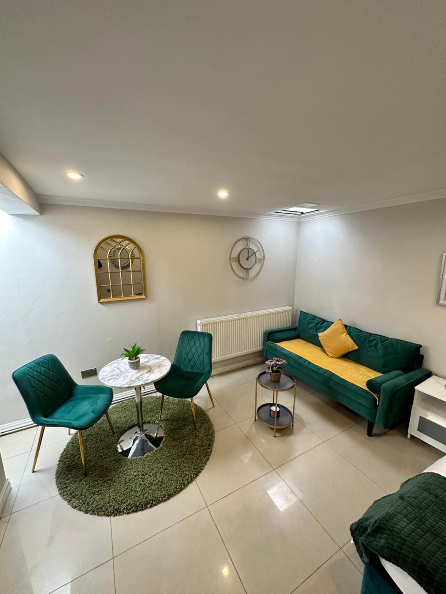 Luxury Studio Apartment Harrow on the Hill Ngoại thất bức ảnh